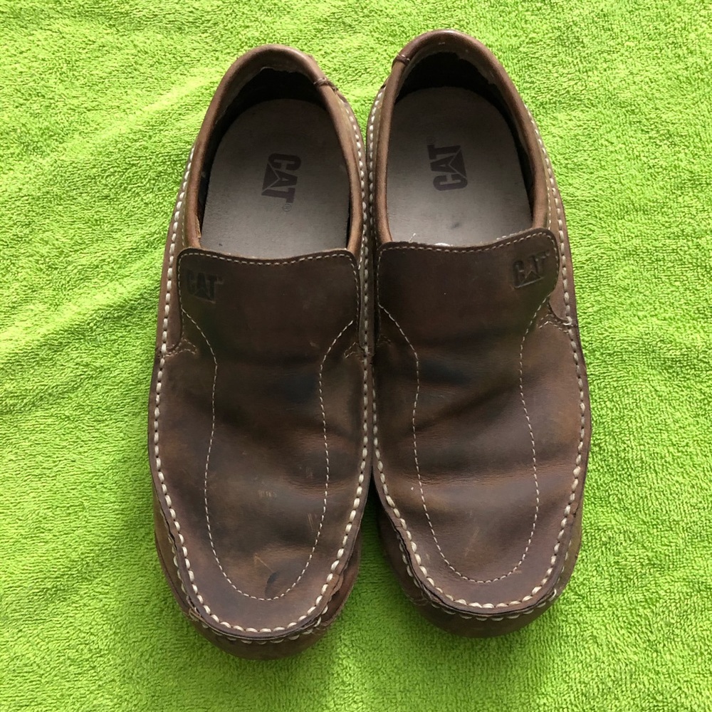 CAT men’s loafers